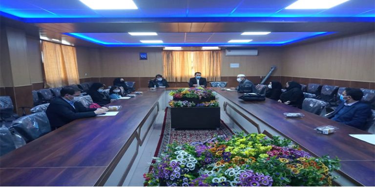 جلسه هم اندیشی شورای گروه حقوق با دانشجویان رشته حقوق در تاریخ ۱۳۹۹/۱۲/۵ بمناسبت روز وکیل مدافع در تالار اجتماعات دانشگاه شمس گنبد کاووس برگزار گردید